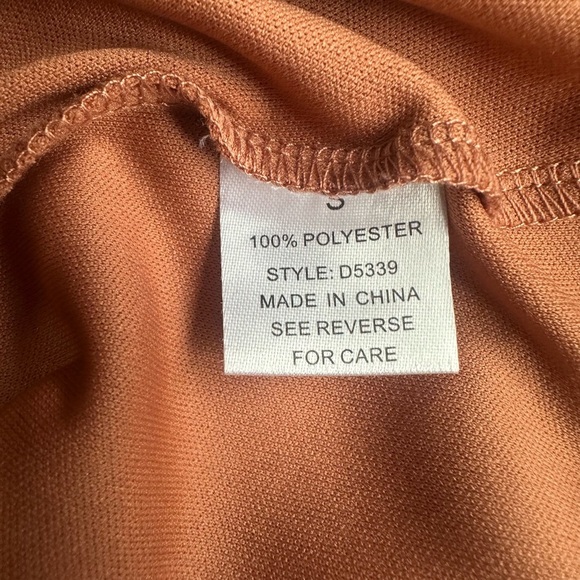 See and Be Seen Bronze Maxi Dress. Size Small. - Picture 7 of 8